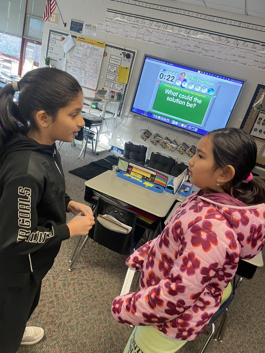 PVWollberg's tweet photo. Mix Pair Share…all students are engaged as they gain a better understanding of the problem/solution text structure. #pvlearns #EngagementStructures https://t.co/4fKb1pd4J1