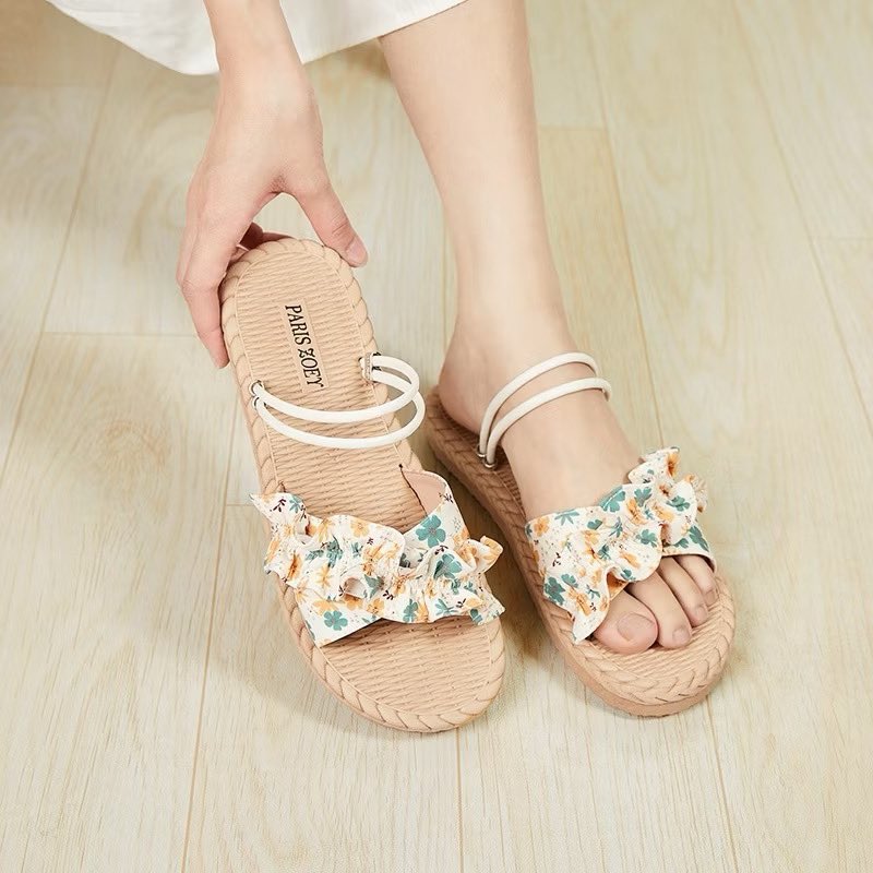 Rekomendasi 
SLIP ON For Daily

- a thread