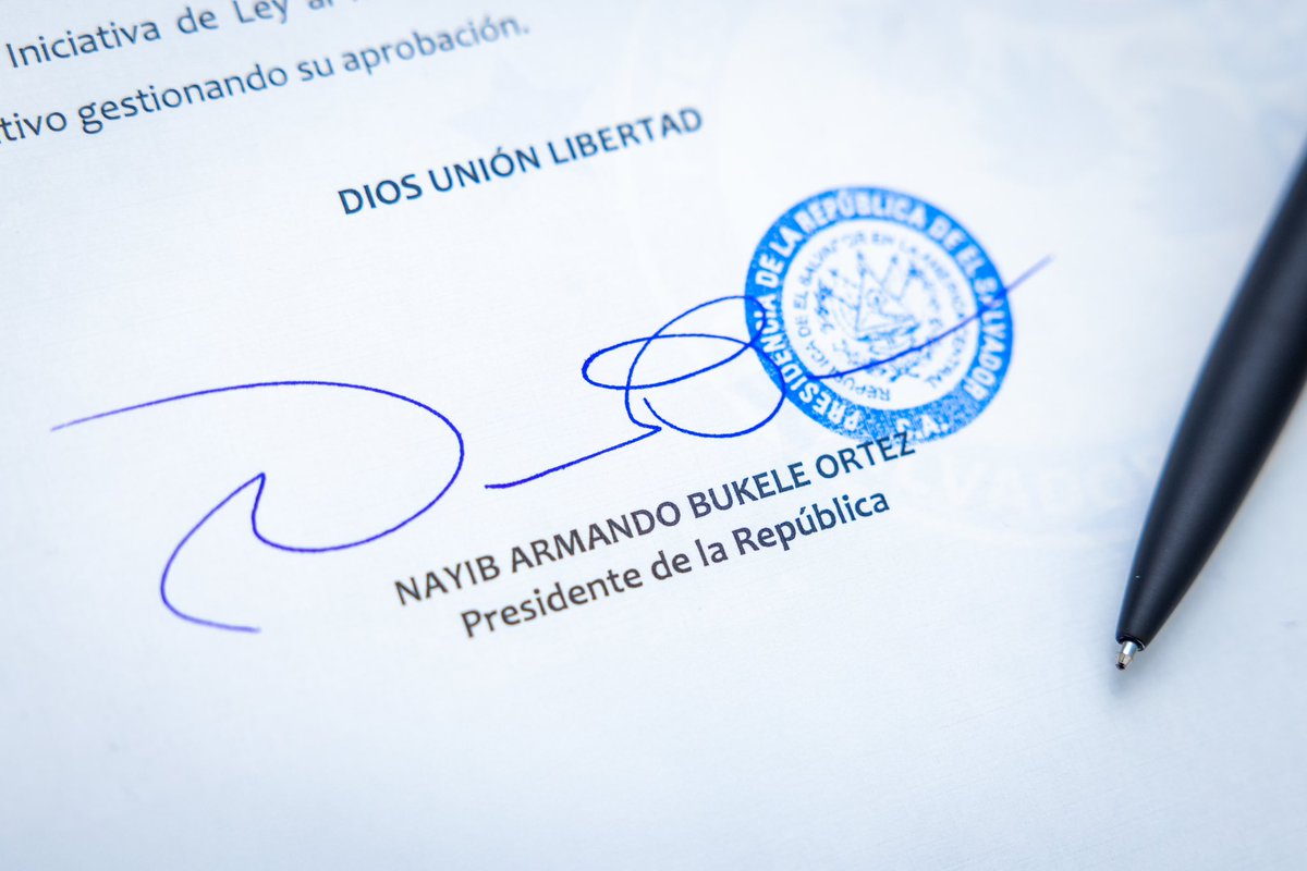 Este día envié a la Asamblea Legislativa la propuesta de Ley Anticorrupción, un paso decisivo para continuar combatiendo este flagelo en El Salvador.

Esta ley busca reforzar la transparencia y la probidad de los funcionarios públicos mediante medidas claras y contundentes.