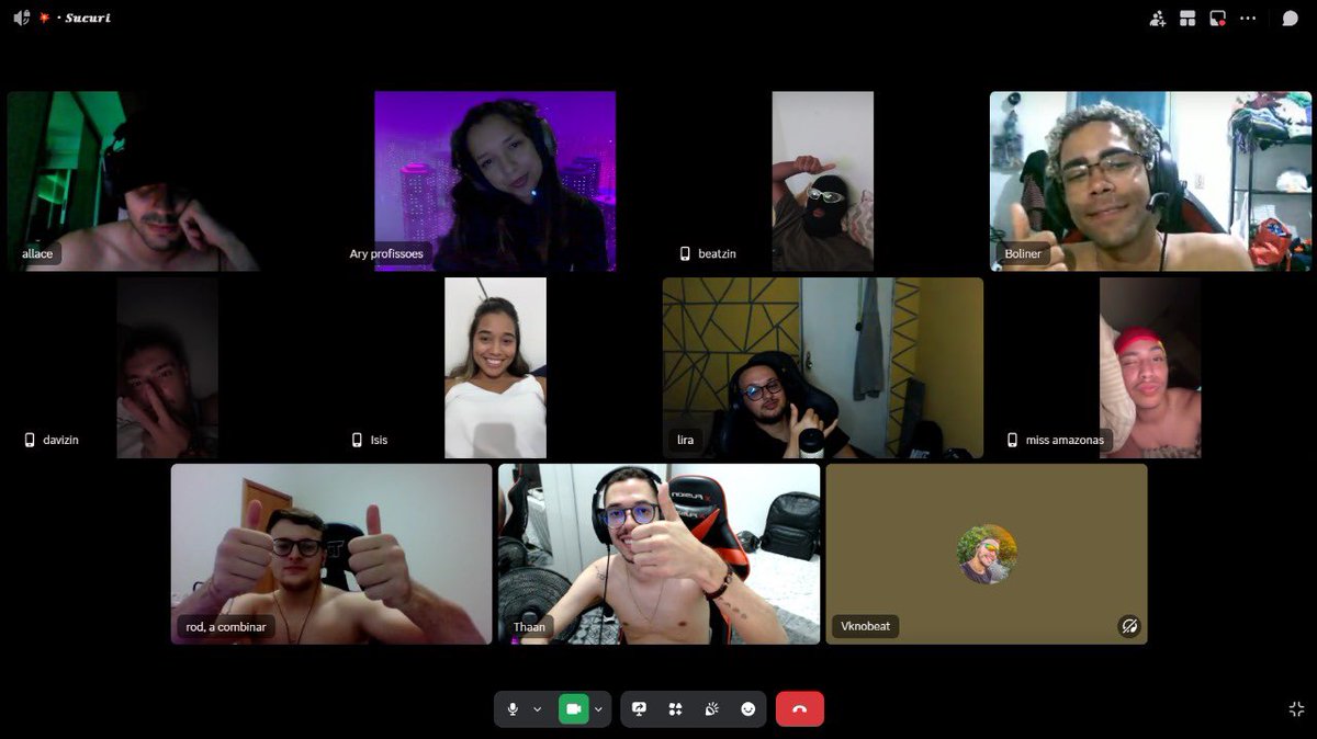 Adler_Nathan's tweet photo. A veio aí a call da reinauguração do server lenda 🎉🐍

@BastionSr @hotsomerss @prodmdj @Boliner @Davi @thaixme @liraps_ @victedio @rodrvo @Johnny https://t.co/uddlHzIZSR