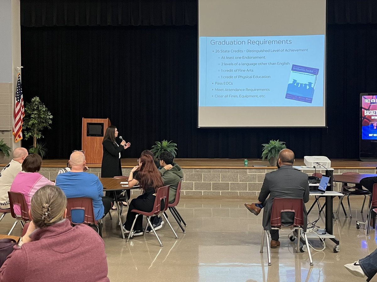 LHSHarmon's tweet photo. Thank you parents and students for attending our open house tonight! We are excited to see our upcoming freshman next year! #Harmonishome https://t.co/QCWVBIWRca