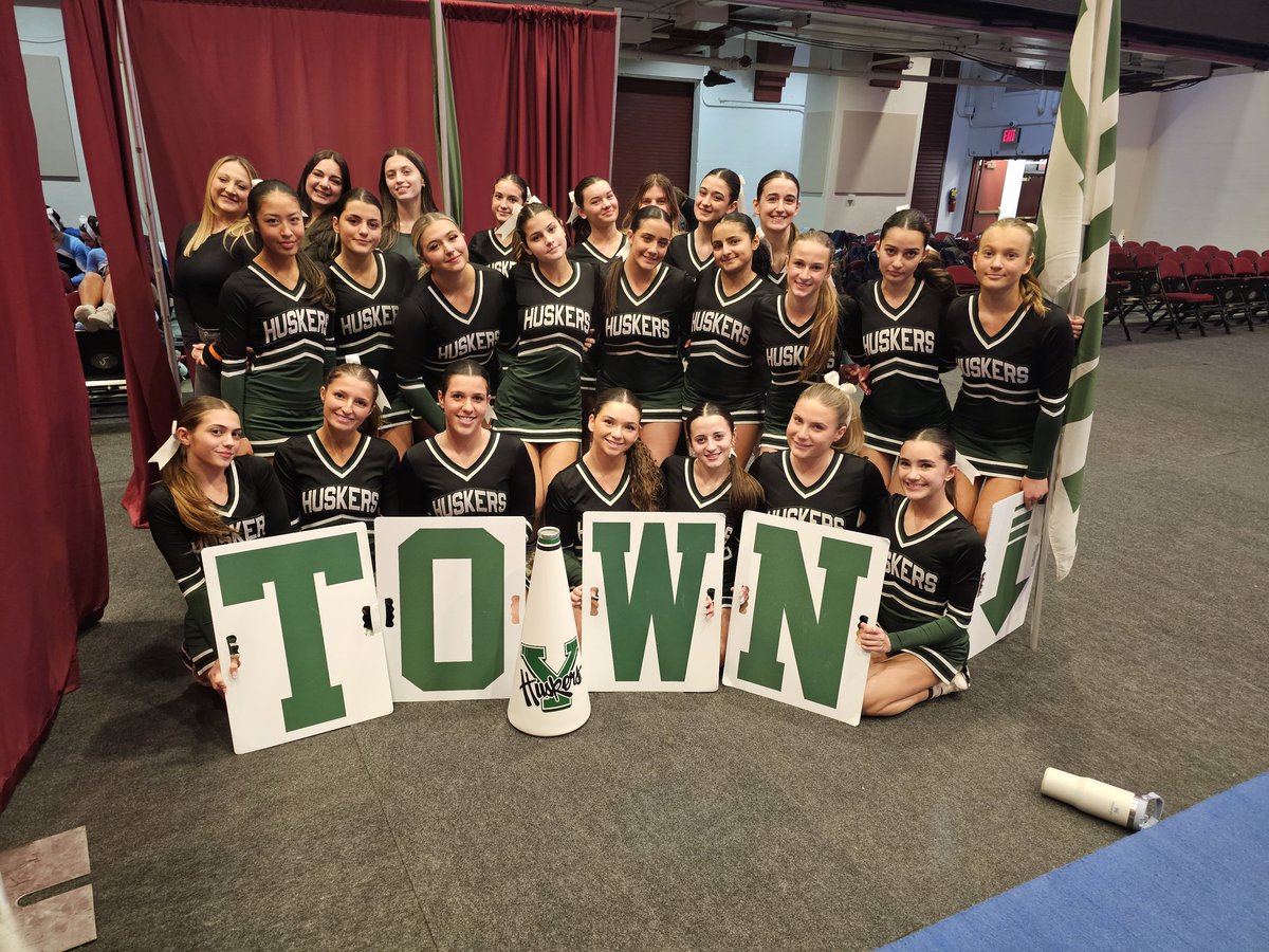 YCSD_Athletics's tweet photo. It was fun watching our Varsity Cheer team perform at the Westchester County Center. Great venue and warm-up for Nationals this upcoming week in Orlando, FL. Great things are ahead for this team. #alltogether #noIinteam #town @YHSDeGennaro https://t.co/69hKVtrhpc