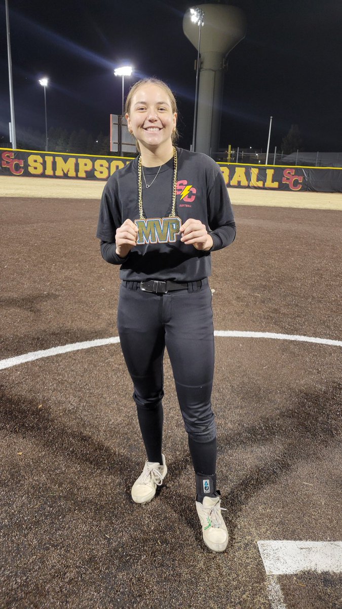 The MVP Chain is heading home with Sophomore Abby Rouse! 🏅The Outfielder from North Scott High was recognized for her amazing diving catches and her speed on the bases!
Way to go Abby!
#RollStorm #G2G