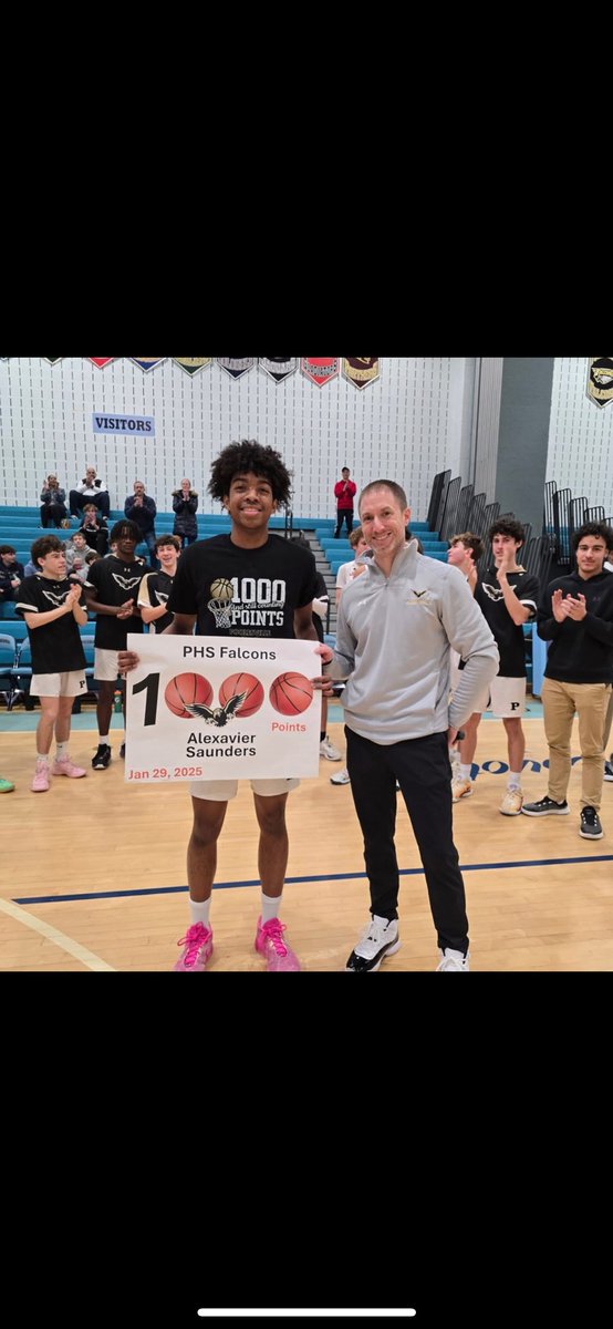 Congrats to <a href="/Alexavier_Hoopz/">Alexavier Saunders</a> on scoring his 1,000th point in his high school career! A lot of hard work and dedication to earn this achievement 💪