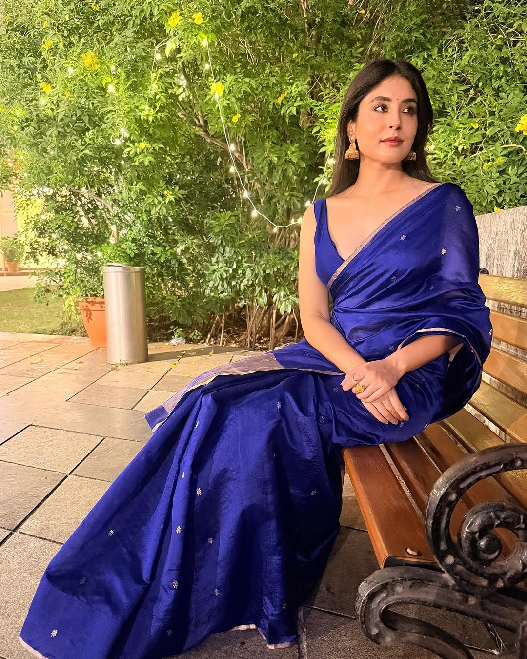 Gigldz3XQAACoIh?format=jpg&name=large