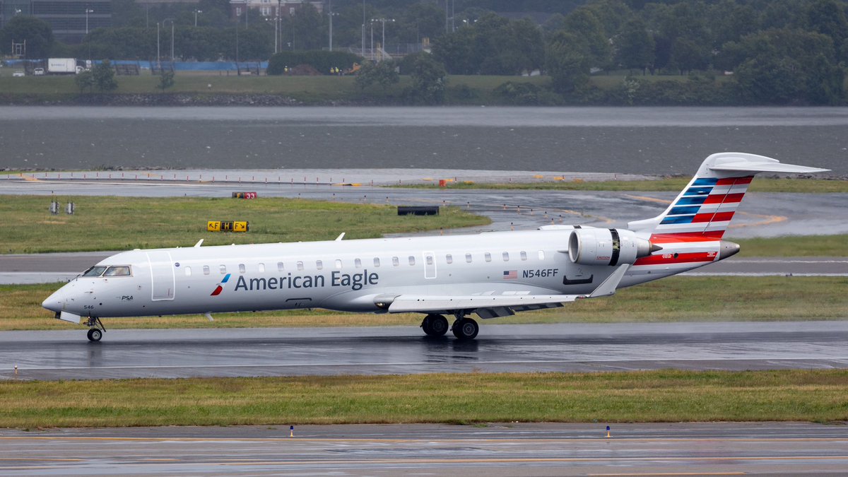 lil_red_man's tweet photo. @MaxVelocityWX that's the type of aircraft that crashed on flight aware it showed the exact plane that it was. https://t.co/tv1HEd098H