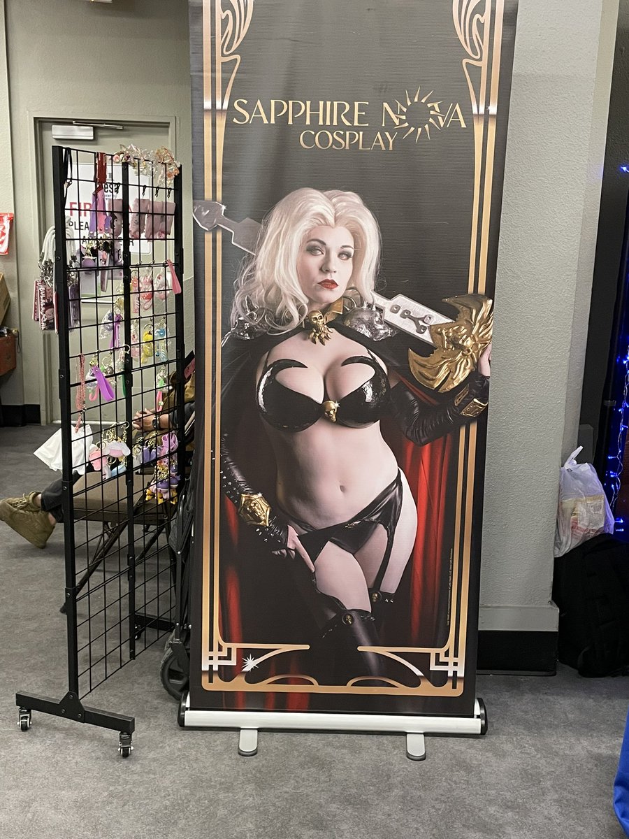 <a href="/Sapphirenovacos/">Sapphire Nova</a>  met her at <a href="/Taiyoucon/">Taiyou Con</a>