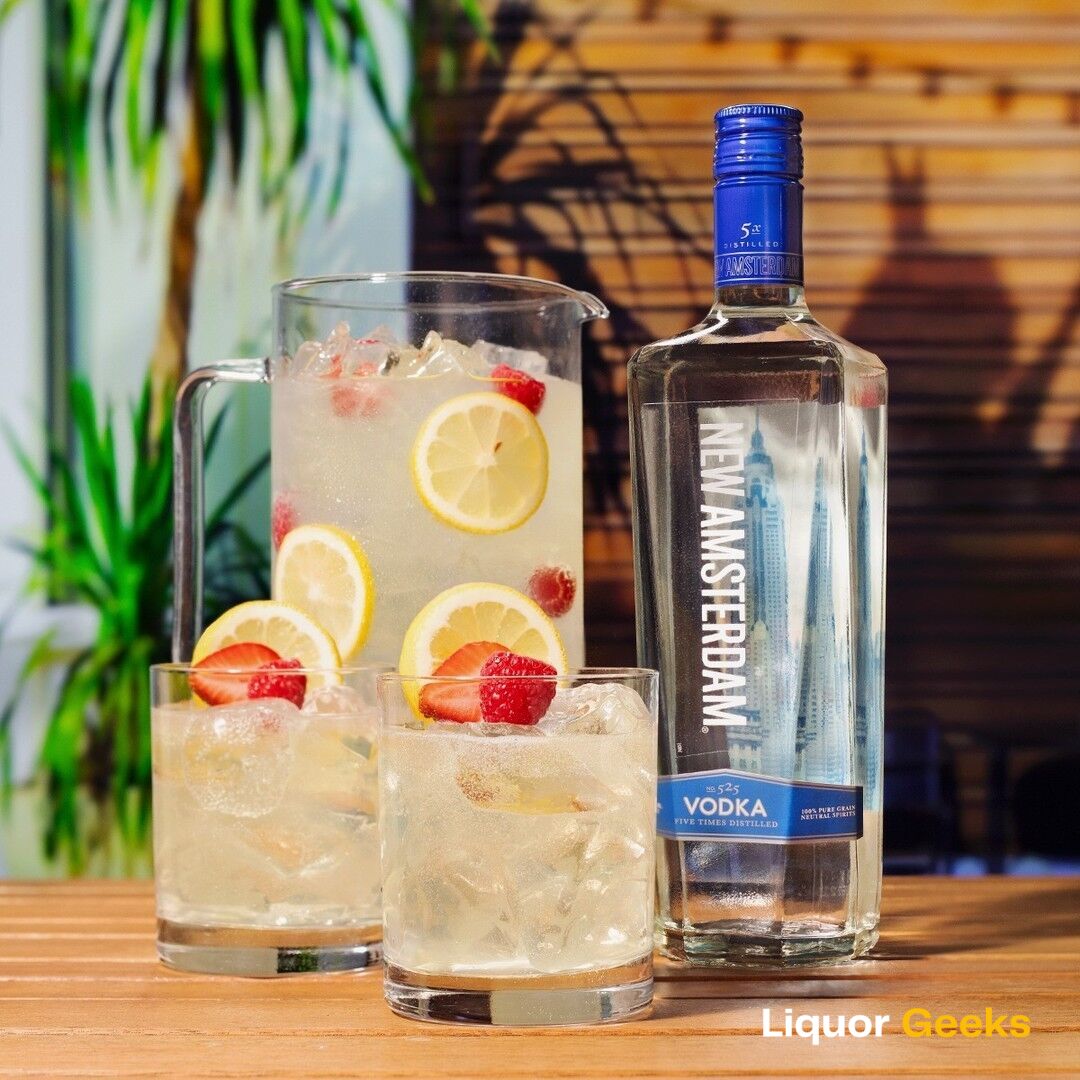 LiquorGeeks's tweet image. Smooth, bold, and always on point @newamsterdamvodka is here to elevate every occasion. Cheers to the good vibes and great times ahead! 🍸✨

Shop now | Link in bio

#NewAmsterdamVodka #PourYourSoul #SmoothEveryTime