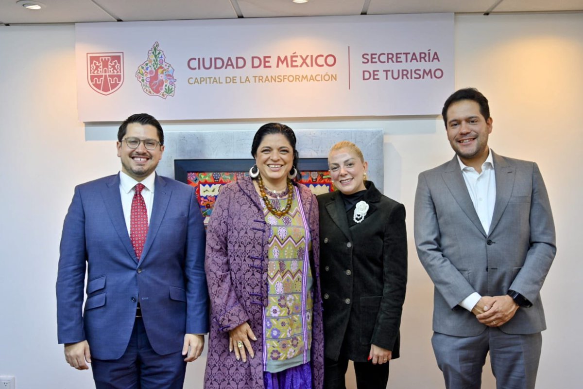 alefrausto's tweet photo. Tuvimos una excelente reunión con mi querida Carla Sánchez Armas @csanchezarmas, directora general de la @motionpictures para América Latina. 

¡Vamos a fortalecer al a Ciudad de México como un gran destino fílmico! https://t.co/eTwRyBLViK