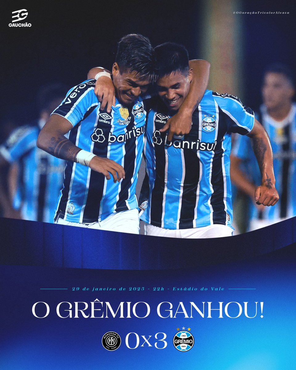 Gremio's tweet photo. ANOTA MAIS TRÊS PONTOS 🇪🇪 Monsoon 0x3 #Grêmio
Com dois gols do Arezo (um deles de letra) e um do André Henrique,  conquistamos mais uma vitória no #Gauchão2025 e seguimos invictos na competição. VAMOS, TRICOLOR! 
#MONxGRE https://t.co/V49pnP495t