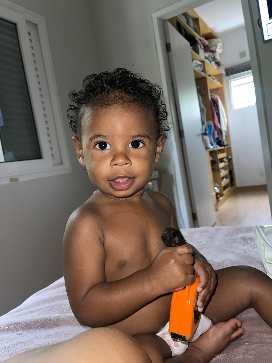 Júlia Peixoto tweet media