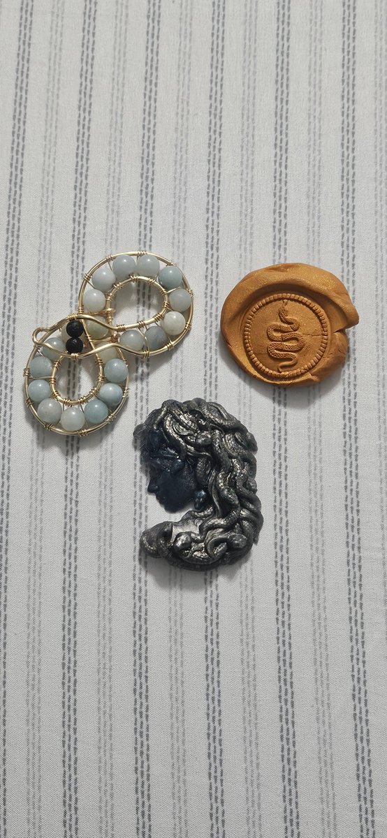 GoodDayMonkey tweet media