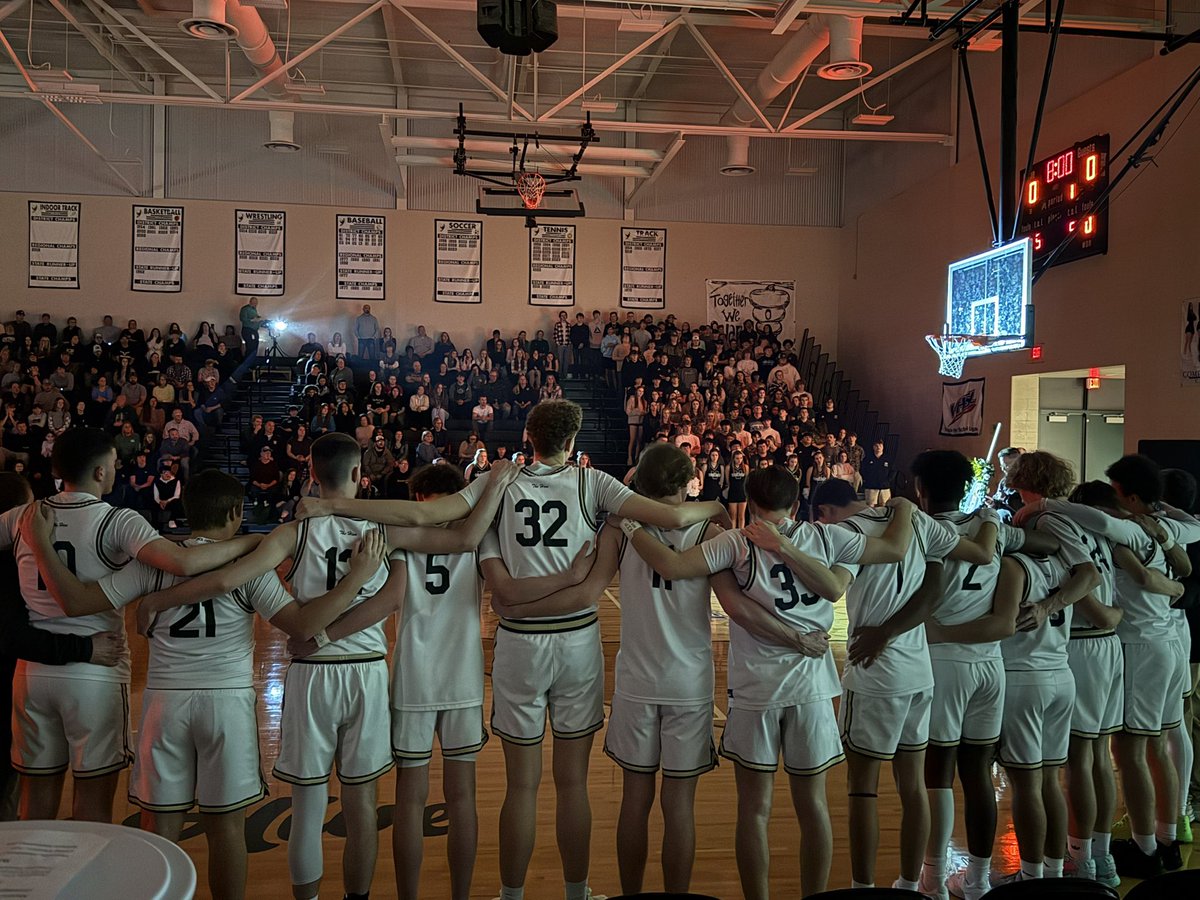 WilsonMemHoops's tweet photo. For Coach Cullen!

Photo Cred: Aimee Snyder https://t.co/fiH2kaO53I
