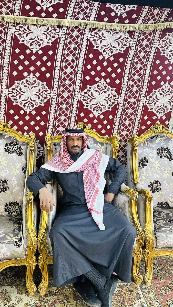 رعى سعادة #محافظ الرين 
الأستاذ / أحمد بن سعود الحمين 
اليوم الاربعاء الموافق 1446/7/29هـ حفل افتتاح 
#مهرجان_سمن_الرين_البري المقام بمركز #العفج بحضور  عدد من رؤساء القطاعات #الحكومية والأهلية وبحضور عدد من اعيان محافظة الرين 
حيث شهد الافتتاح حضور كبير من زوار المهرجان الذي