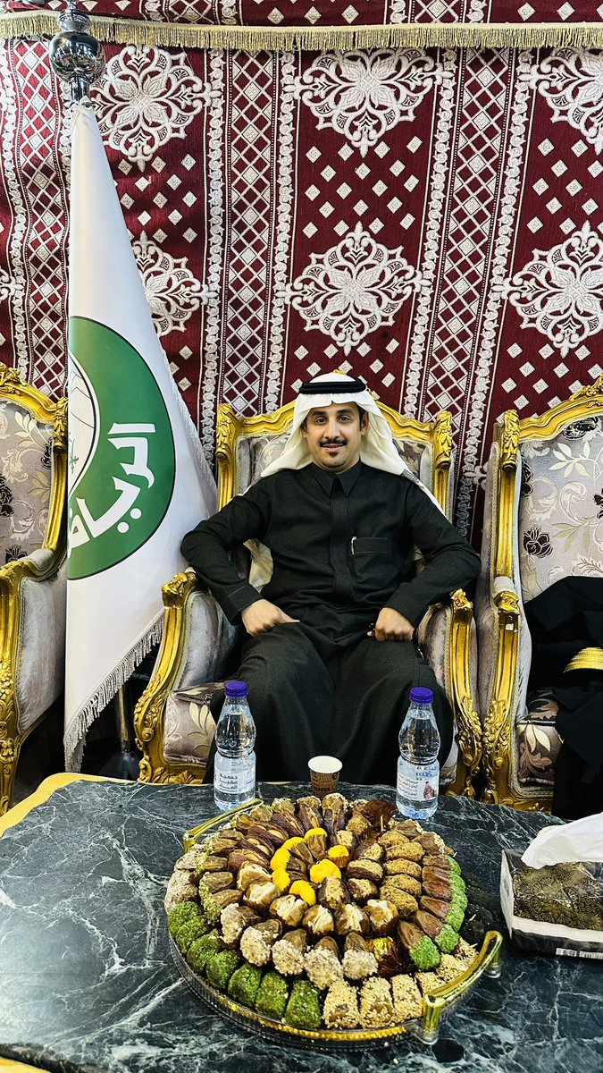 sahat2012's tweet photo. رعى سعادة #محافظ الرين 
الأستاذ / أحمد بن سعود الحمين 
اليوم الاربعاء الموافق 1446/7/29هـ حفل افتتاح 
#مهرجان_سمن_الرين_البري المقام بمركز #العفج بحضور  عدد من رؤساء القطاعات #الحكومية والأهلية وبحضور عدد من اعيان محافظة الرين 
حيث شهد الافتتاح حضور كبير من زوار المهرجان الذي يمتد لمدة 4 ايام 
@alafj1185 

#مهرجان_سمن_الرين_البري
#الرين #مركز_العفج 

🖋️
#ساحات_القويعية