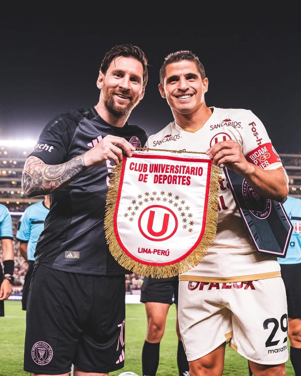 Los más grandes GOAT -(U)