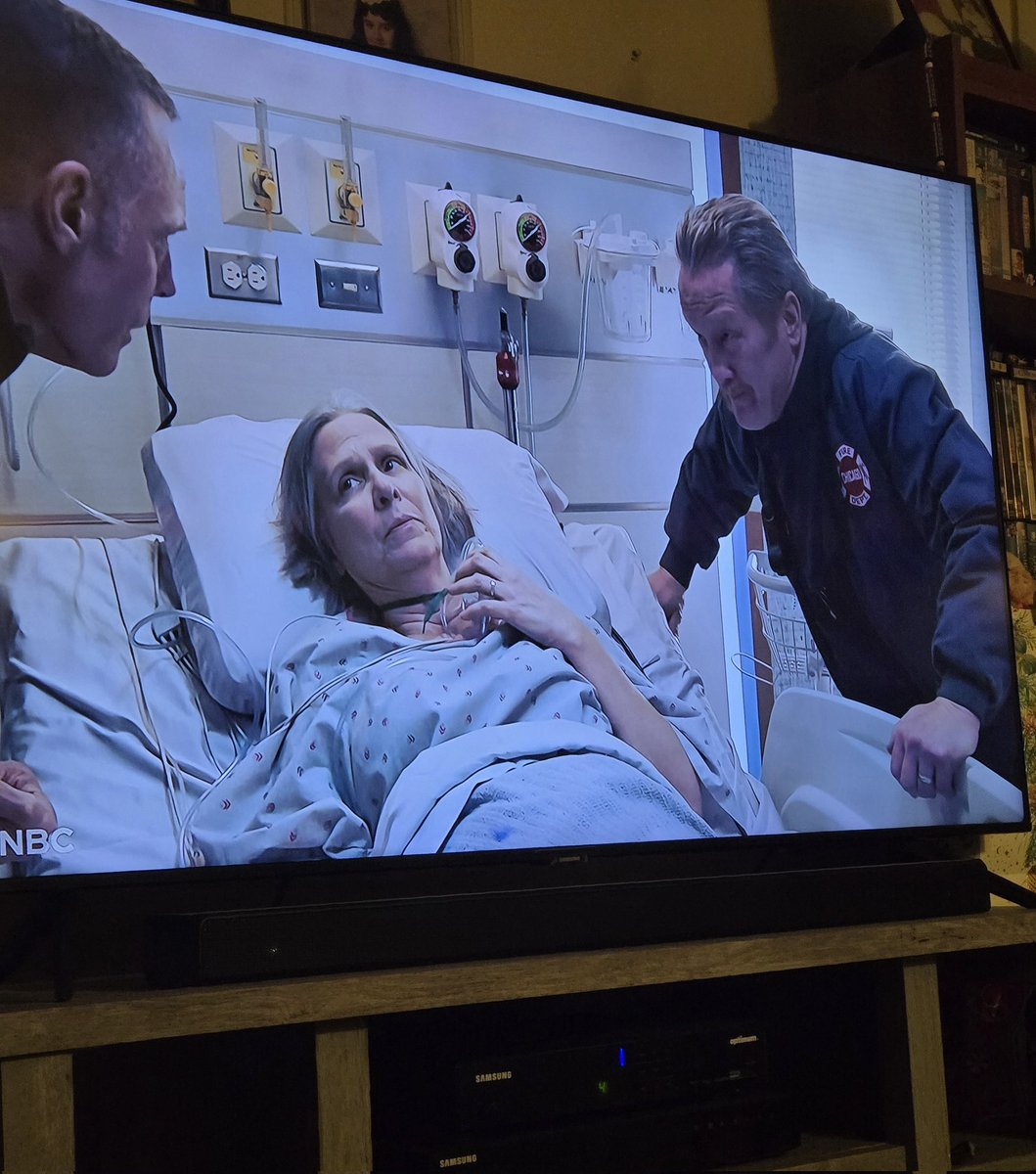 Lizzy2891's tweet image. So happy Trudy is gonna be okay! #ChicagoPD #OneChicagoCrossover