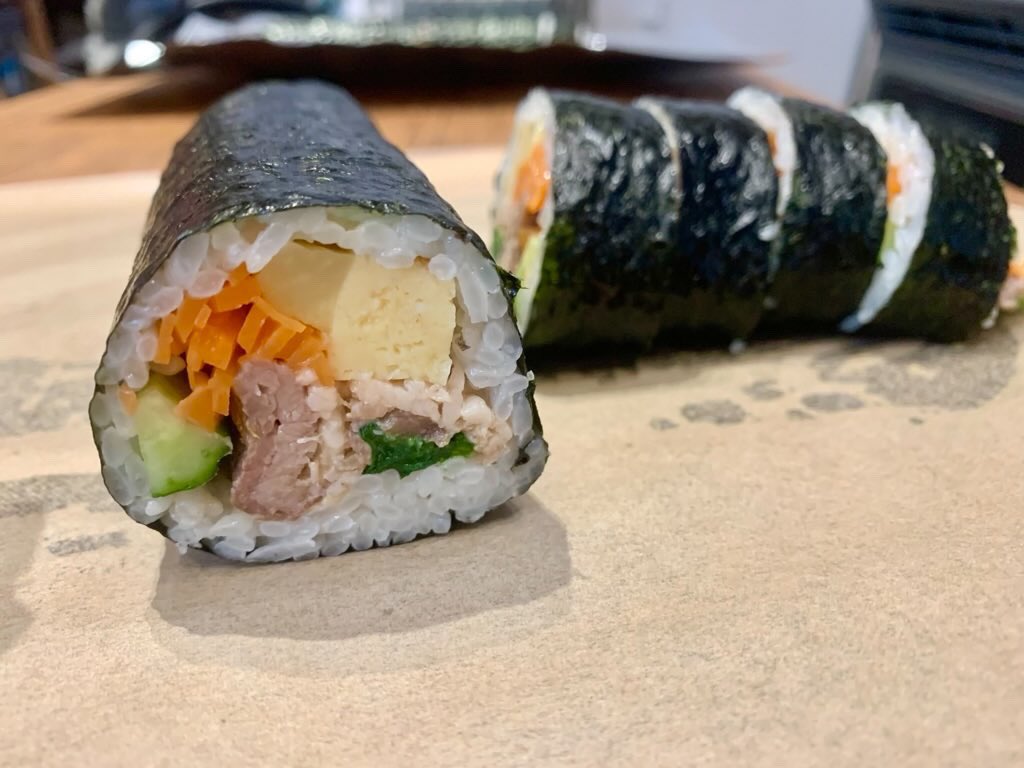 furusatolive's tweet photo. まもなく節分👹🫘ということで…
水曜日は✨恵方巻き特集✨

県内のお店でこの時期だけ提供されている
ユニーク&amp;進化系の恵方巻きを
ご紹介しました🙋‍♀️

🔸恵方巻きおやき(豊誠堂・長野市)
🔸恵方巻きキンパ(sum.・長野市)
🔸恵方巻きクレープ(minamotocafe諏訪店)

恵方巻きも進化してますね〜😆👏 https://t.co/9wcRWfju5n