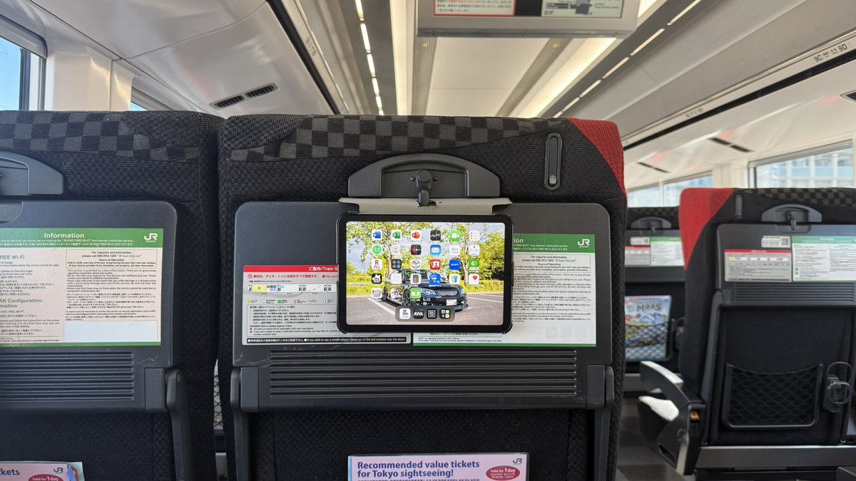 挟むタイプのタブレットホルダー高いから、1,000円のケースぶち抜いてやった

めちゃくちゃいいやん🙆