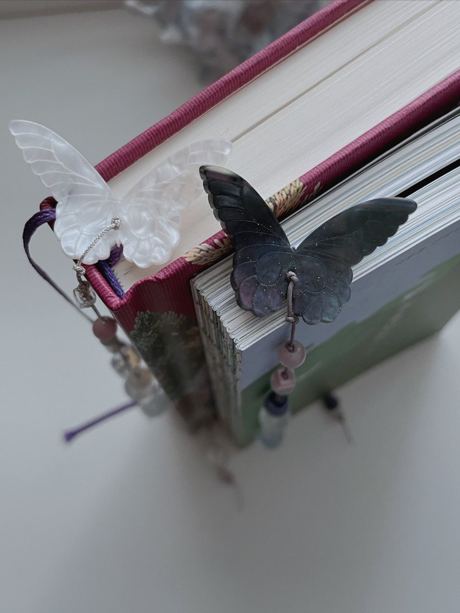 🔖 온도 책갈피 마켓 

•• RT 해주신 한 분에게 겨울,동백🌺 끈갈피 보내드릴게요

마켓 기간 : 31일까지 ••!

📚 projectondo.com