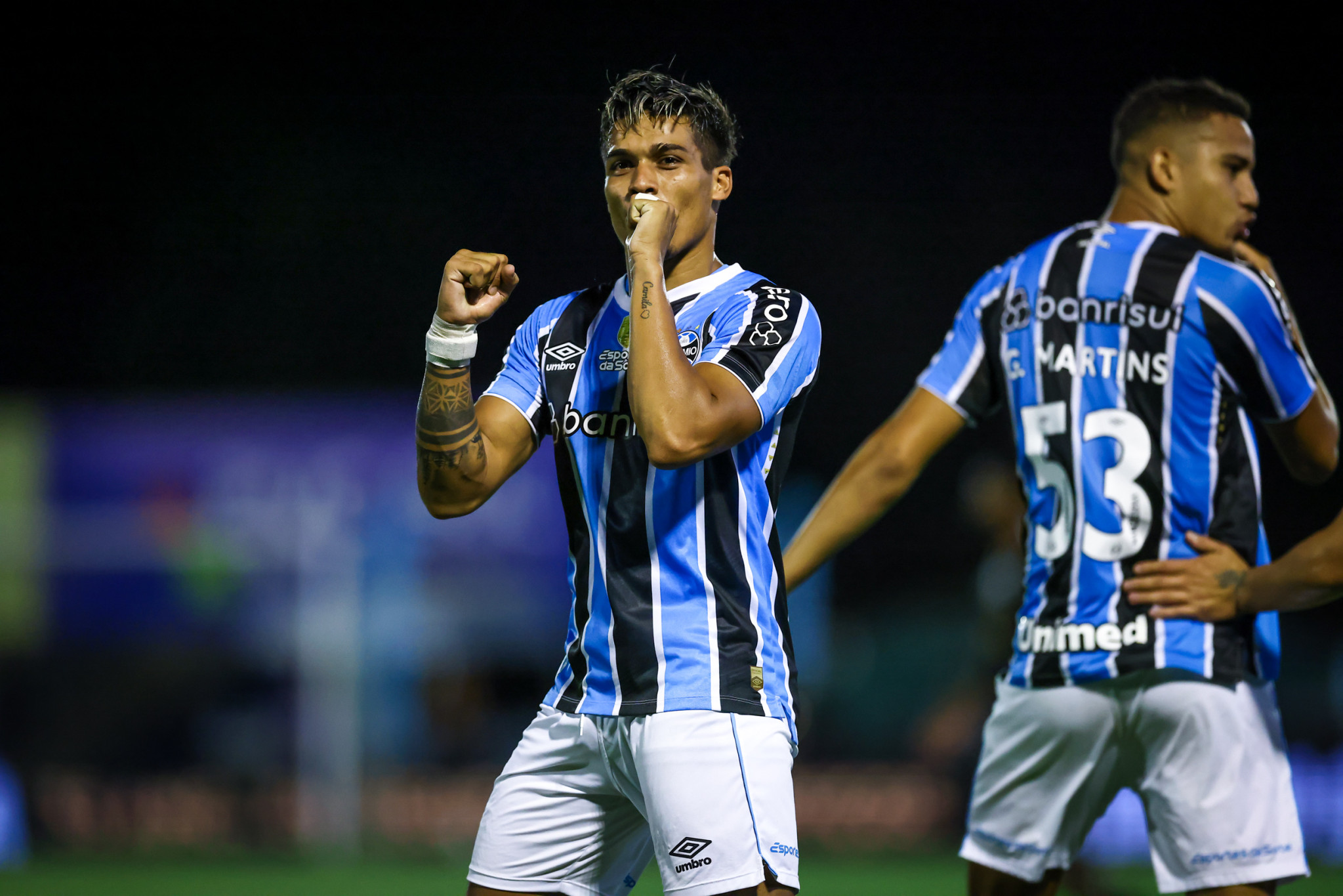 Grêmio busca vencer o clássico Gre-Nal depois de 4 derrotas consecutivas contra o seu maior rival.