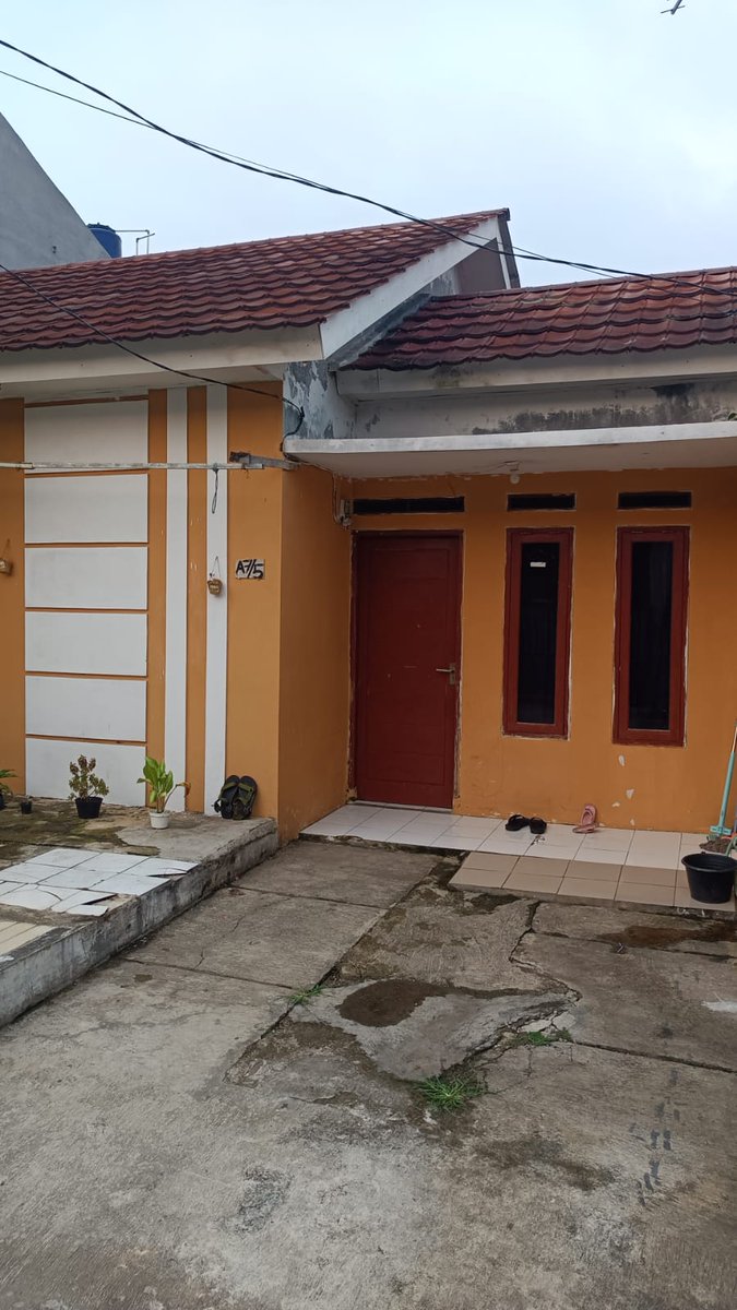 Nanan9Setiawan's tweet photo. On Sale
perumahan Griya kencana asri
Blok A7 No.5

location indonesia
Tanah Sareal, Bogor
 Luas Tanah 66m
 400jt nego
SHM https://t.co/3x98sZVetv