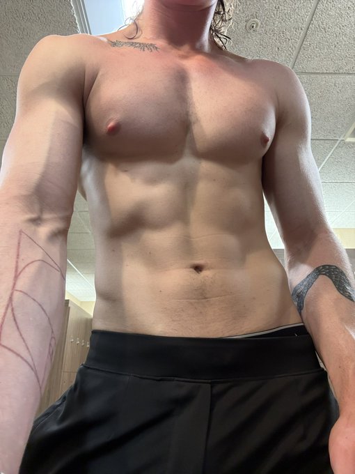 travisstevenz