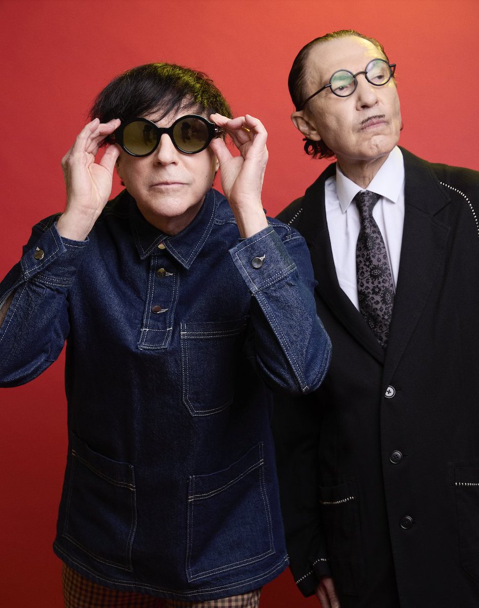 Transgressive tweet media