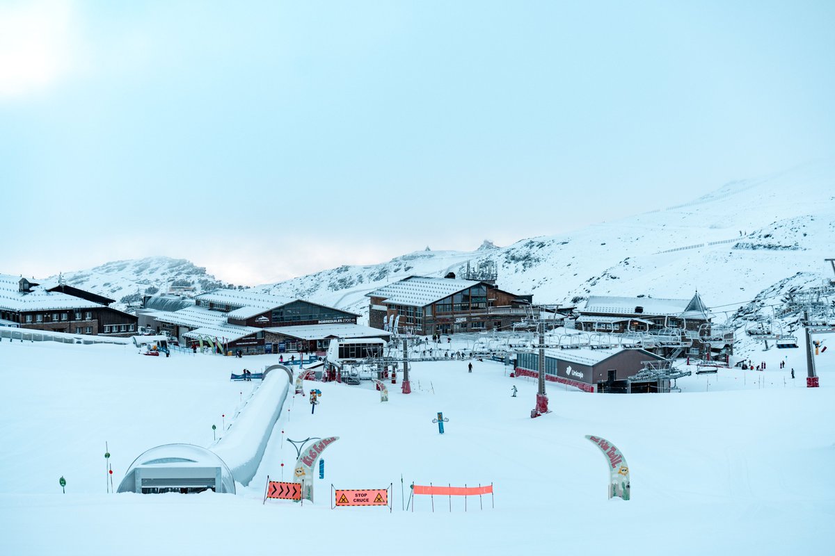 websierranevada's tweet photo. Así encontramos hoy #SierraNevada...
❄️+ 15 cm nieve nueva ❄️
ℹ️ Forfait: https://t.co/UyKYajyuhd
#powerday #esqui #snowboard #experience #Granada https://t.co/JhLb9bp6Uu