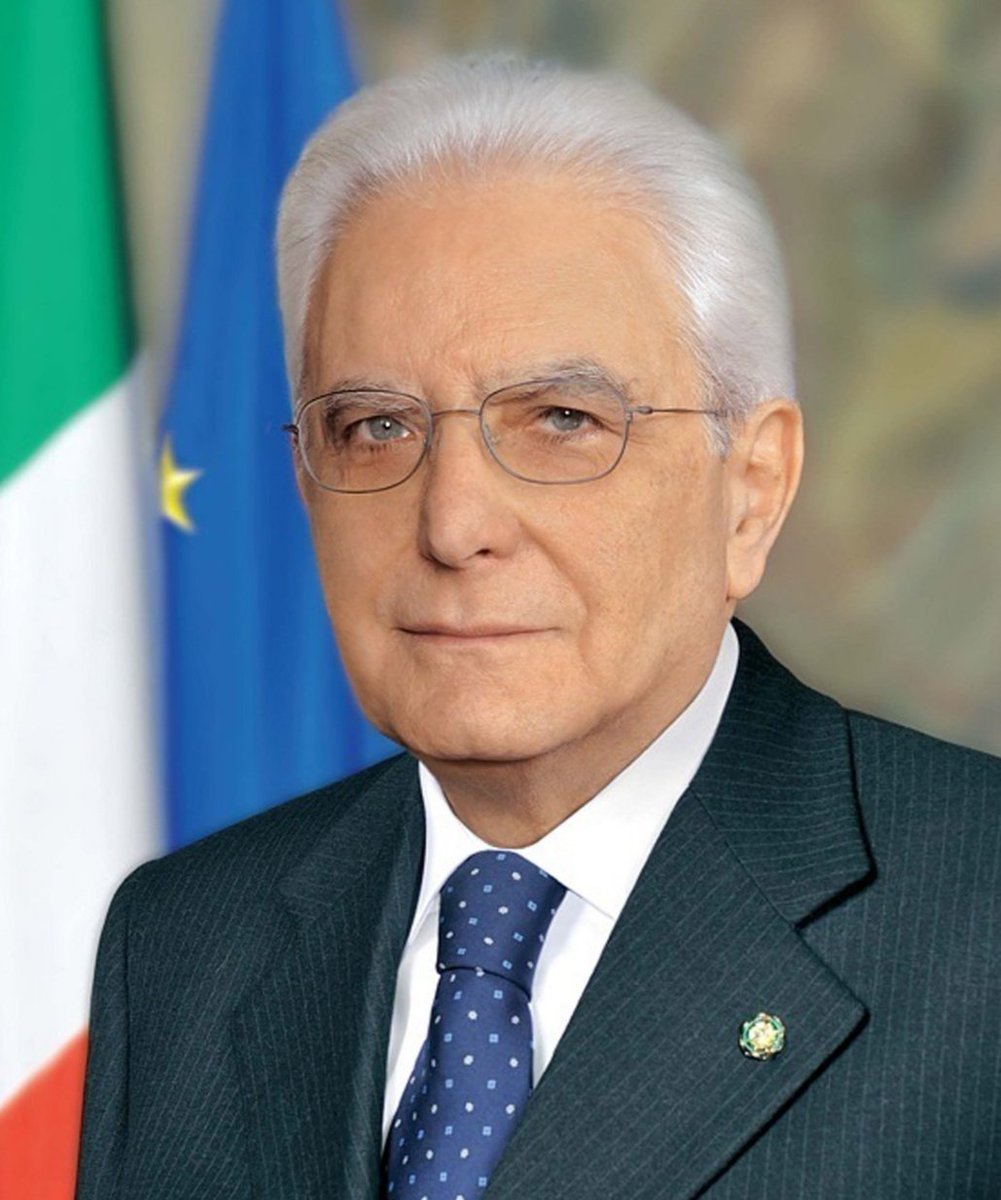 #SergioMattarella
10 anni al Quirinale!
Felice anniversario, Presidente. 
E sempre grazie.