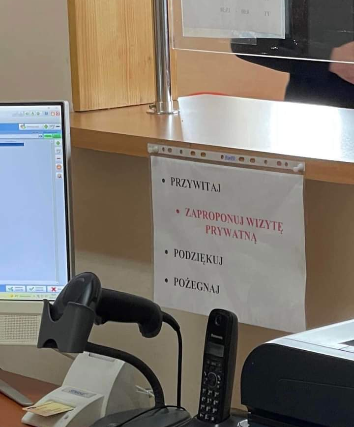 coolfonpl's tweet photo. Publiczna służba zdrowia na jednym obrazku https://t.co/YC6VBlBvlP