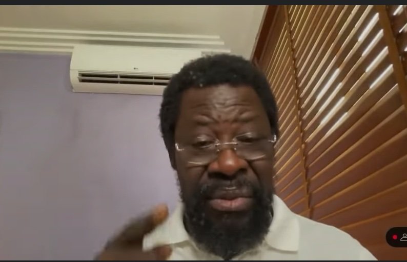 lagbenjo's tweet image. Baba Afe Babalola's positive response to Kabiyesi Ooni of Ile-Ife &amp;amp; other ori ade's request, is one of the greatest meaning of #Omoluabi. I hope Boda Dele ma ko gbon &amp;amp; be grateful too.
#delefarotimi #afebabalola #Nigeria #yoruba