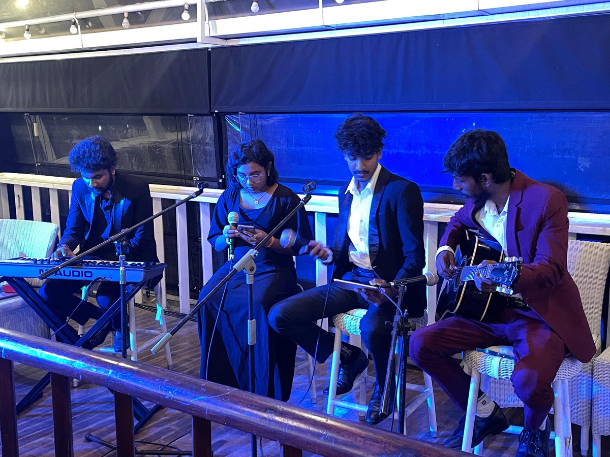 RouteBeat14394's tweet photo. 29.01.2025 💜🎶

Our first gig of 2025 was a musical treat with English &amp; Hindi songs ✨

#beatroute #beatroutians #purples #liveband https://t.co/z6qYq08jRo
