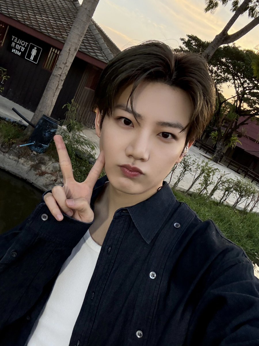 iamlookkang's tweet photo. กริ้ดดดรูปที่ถ่ายที่เมืองโบราณ😭😭😭😭😭 https://t.co/v7Cr2cLkMY