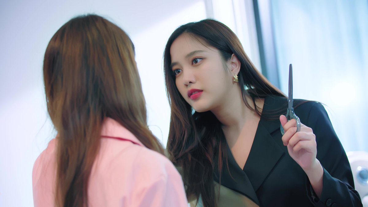 freenbecky_pt's tweet photo. A partir do próximo domingo, 2 de Fevereiro, poderás acompanhar o rerun de #GAPtheseries #PinkTheory no canal de YouTube da #Workpoint23, às 3 PM 🇵🇹.
Novos episódios todas as semanas.
#srchafreen #beckysangels #ฟรีนเบค
#FreenBecky https://t.co/BCAKWAHIAp