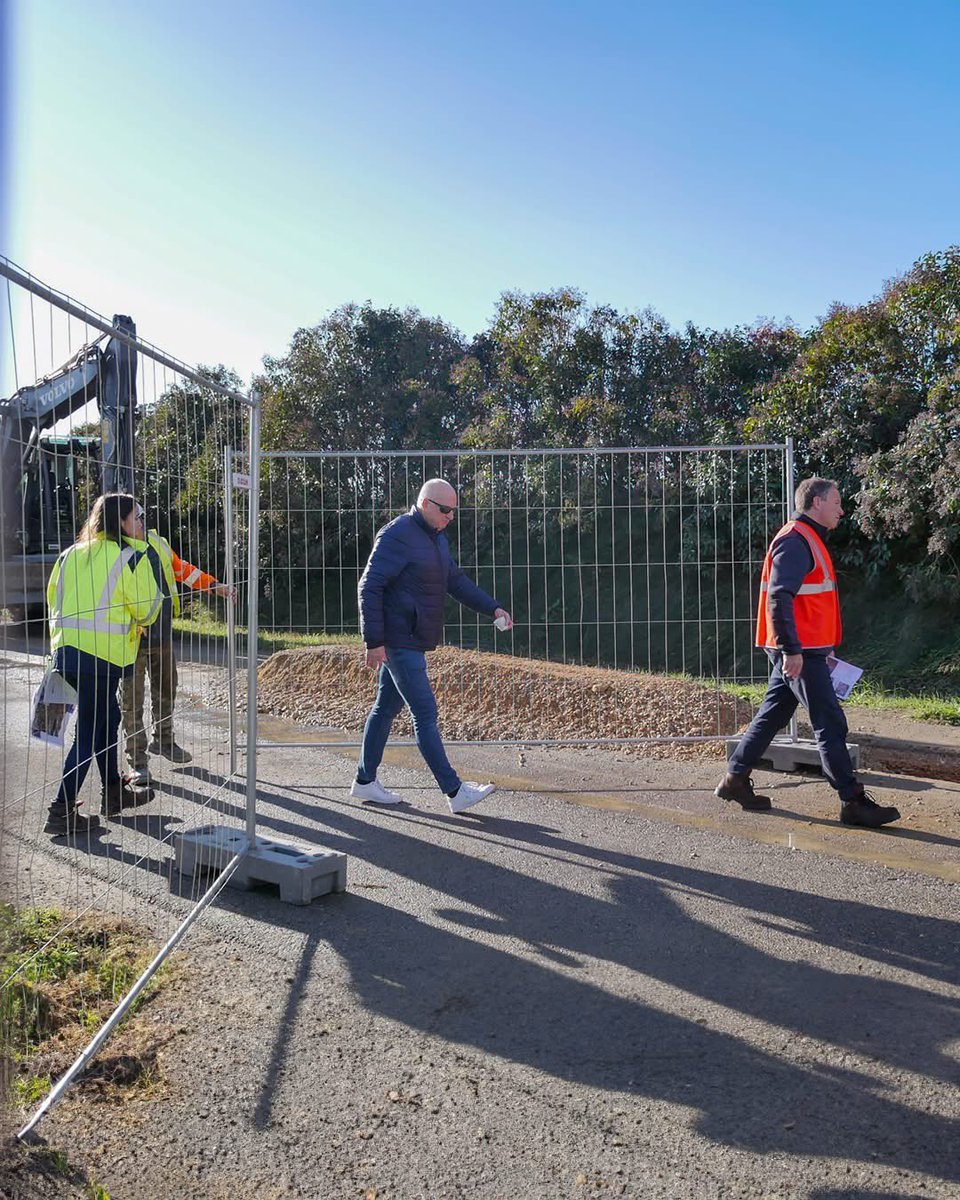 🚧💧 Sécurisation de l’alimentation en eau potable des secteurs Bordure côtière Nord et Vallée de l’Agly : visite de chantier sur le terrain 

Lire l’article 👇

perpignanmediterraneemetropole.fr/securisation-d…