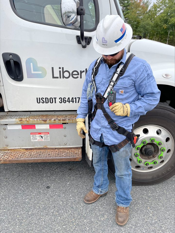 Liberty Utilities has announced that it has selected Blackline Safety to help protect its frontline workers in North America, Bermuda and Chile.

Find out what this entails: firemiddleeastmag.com/liberty-utilit…

#Fire #Safety #WorkerSafety #PPE