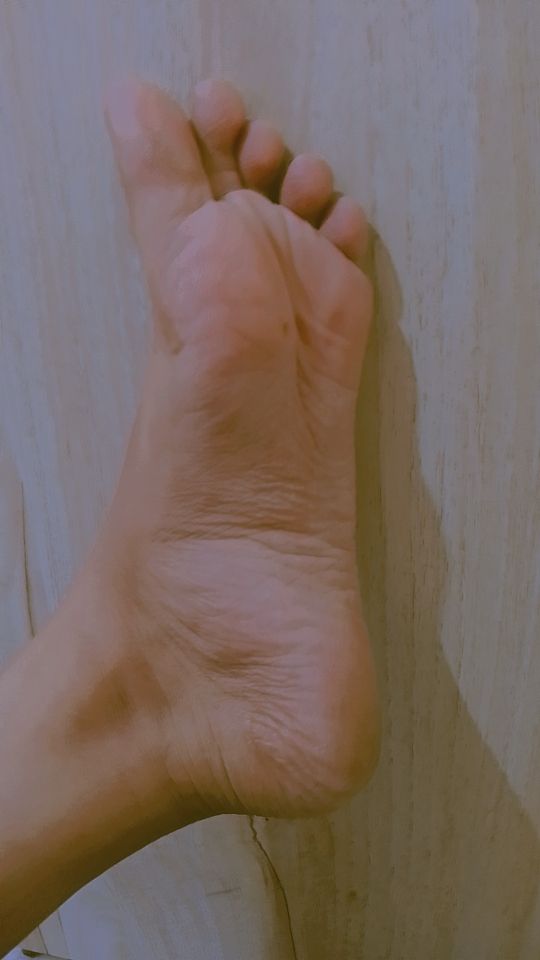 Mistressqueen03's tweet photo. B*tches nd sluts apply fr sessions
Retweet nd gt discount🦶 #domsubrelationship #findom #femdom #sissy #indianslave #indiancuckold #indiansissy 
@royalfemdom1 @royalfemdomm @FemdomFeetFans @FeetCute @IndianFemdom1 @Indianfemdompr1 @indianfemdompro https://t.co/jIIdJq9eYV