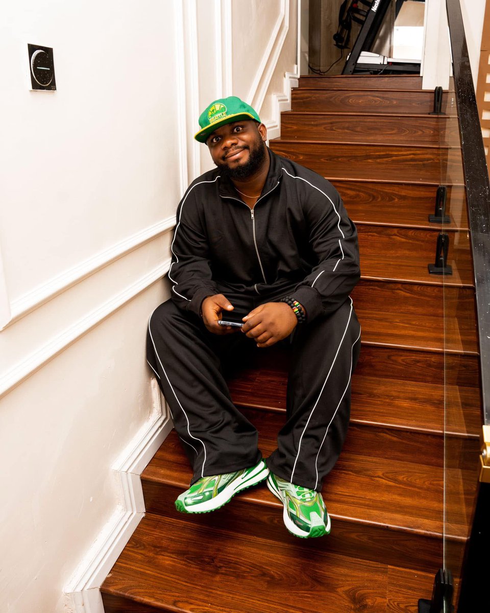 Sabinus1_'s tweet image. Happy Born Day to me 🎈