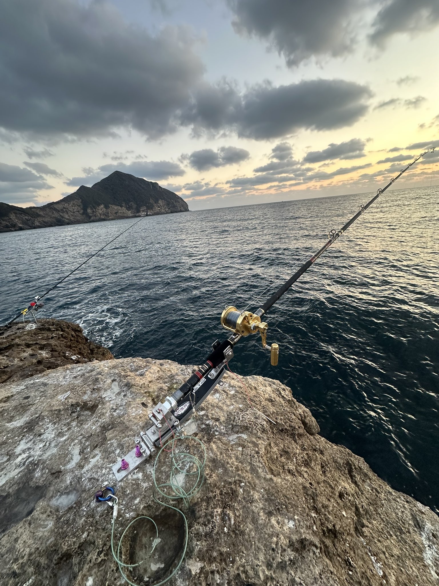 モノクロ (@shirokuro7ch) / X