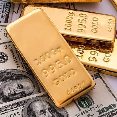 Crypto__Goku's tweet image. 🇺🇸 L'ancien sénateur américain Bob Menendez, qui avait qualifié Bitcoin en 2017 de « choix idéal pour les criminels », vient d'être condamné à 11 ans de prison pour... corruption.

Il aurait accepté des pots-de-vin en or et en cash !

Il avait déjà été reconnu coupable…