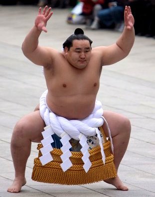 Хүний цус, ген гэж гайхалтай юм шүү.
С.Бямбасүрэндээ олон, олон түрүү авч Монгол түмнээ цэнгүүлж, баярлуулж явахыг хүсье 👏