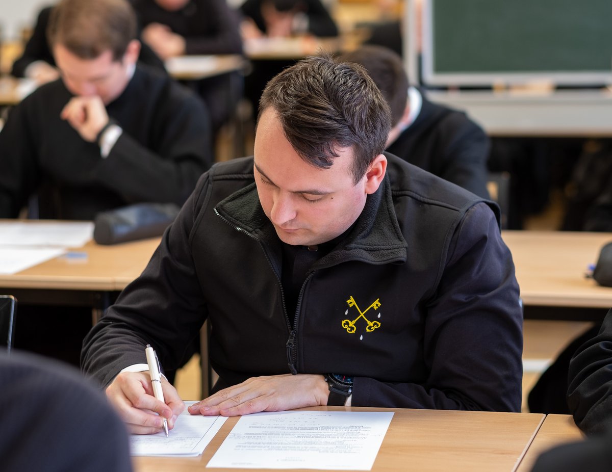 Examens / Prüfungen

fsspwigratzbad.blogspot.com/2025/01/2025-e…

#fssp #wigratzbad