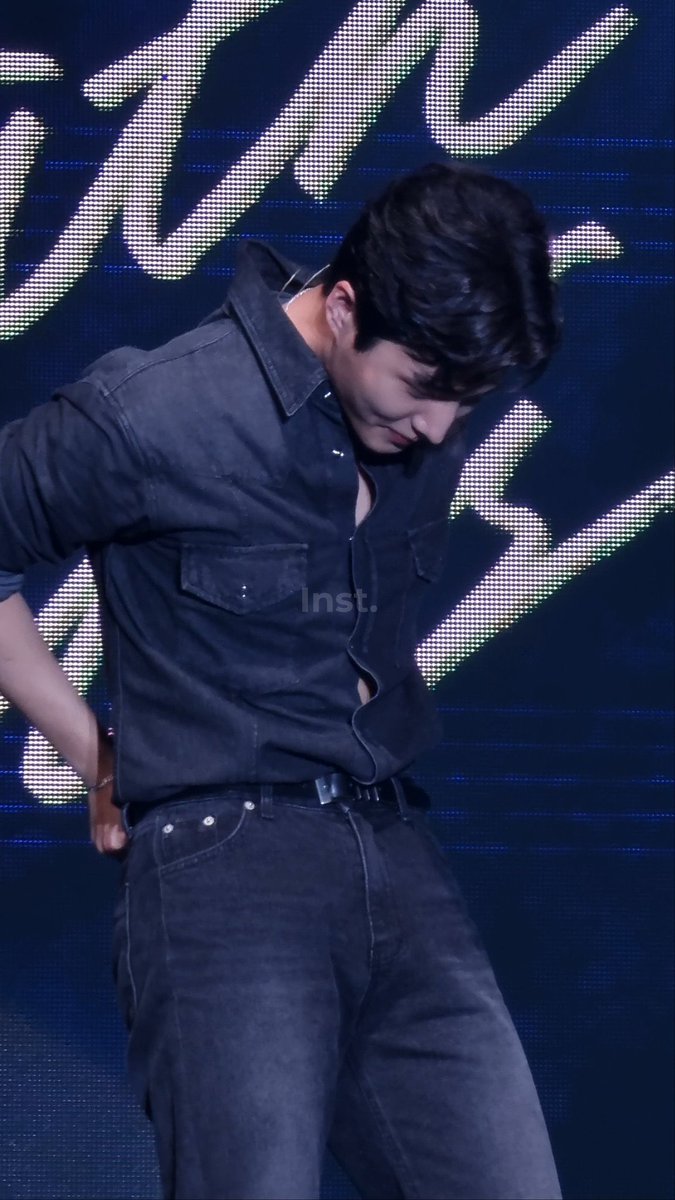 · ̟*. ♪‧₊ 231202 방콕 영현 zip ˖* ♬˖ ࣪
다들 알지? 방콕영현은 고유명사인거 //