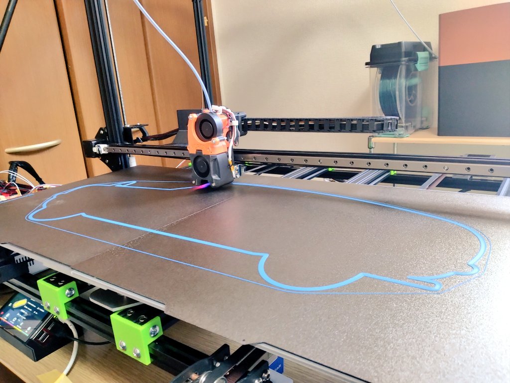 duca_400's tweet image. PolyTerra PLA3kg開封しちゃったー☺️
このプリントだと1kgぐらいしか使わないんだけどー🙄
まぁすぐ使いきるかぁ🫠
#KP10s5
#kaika 860
#Polymaker