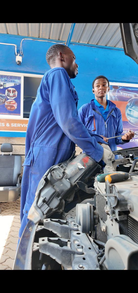 superior_lights's tweet image. Brighten up the road ahead.This Toyota Harrier just got a serious upgrade with high-performance LED projector headlights and fog lights. Better visibility, sleek looks, and a safer drive—what more could you ask for? #ToyotaHarrier #LEDUpgrade #BrighterSaferBetter #Superiorlights