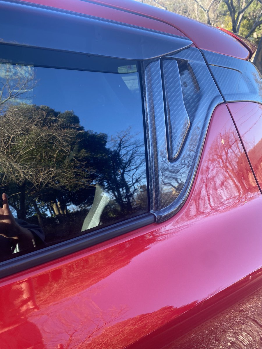 ZC33S の人ならみんなうなづく。 リアのドアノブの未塗装樹脂が白化し