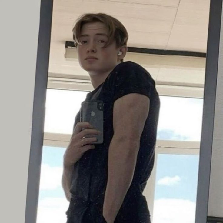 sexxwalt's tweet photo. https://t.co/PNfItkjShO