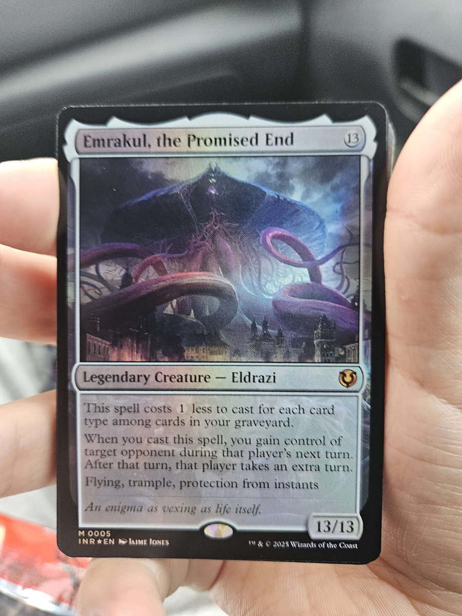 Its_Just_Dallas's tweet photo. ay yo so tomorrow imma be opening the new Innistrad remastered collector box on stream :3 actually two boxes Pog imma be doing that at 6pm CST ^^  also here a couple of cards from when i just bought the single packs :O cant wait #cardopening #MagicTheGathering #livestreaming https://t.co/v28t7eP1lH