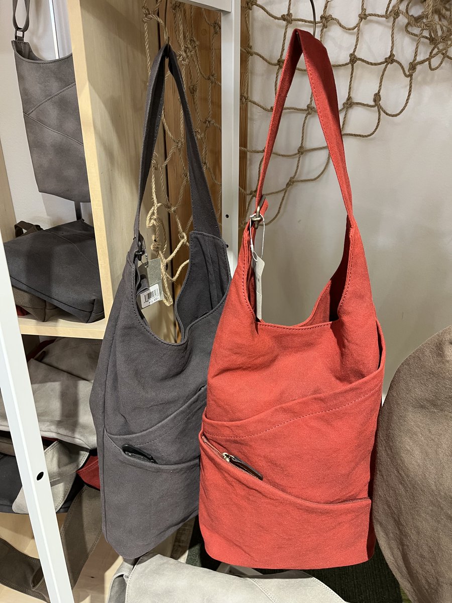 香久山鞄 備長炭染め帆布リュックサック レッド 香久山鞄】備長